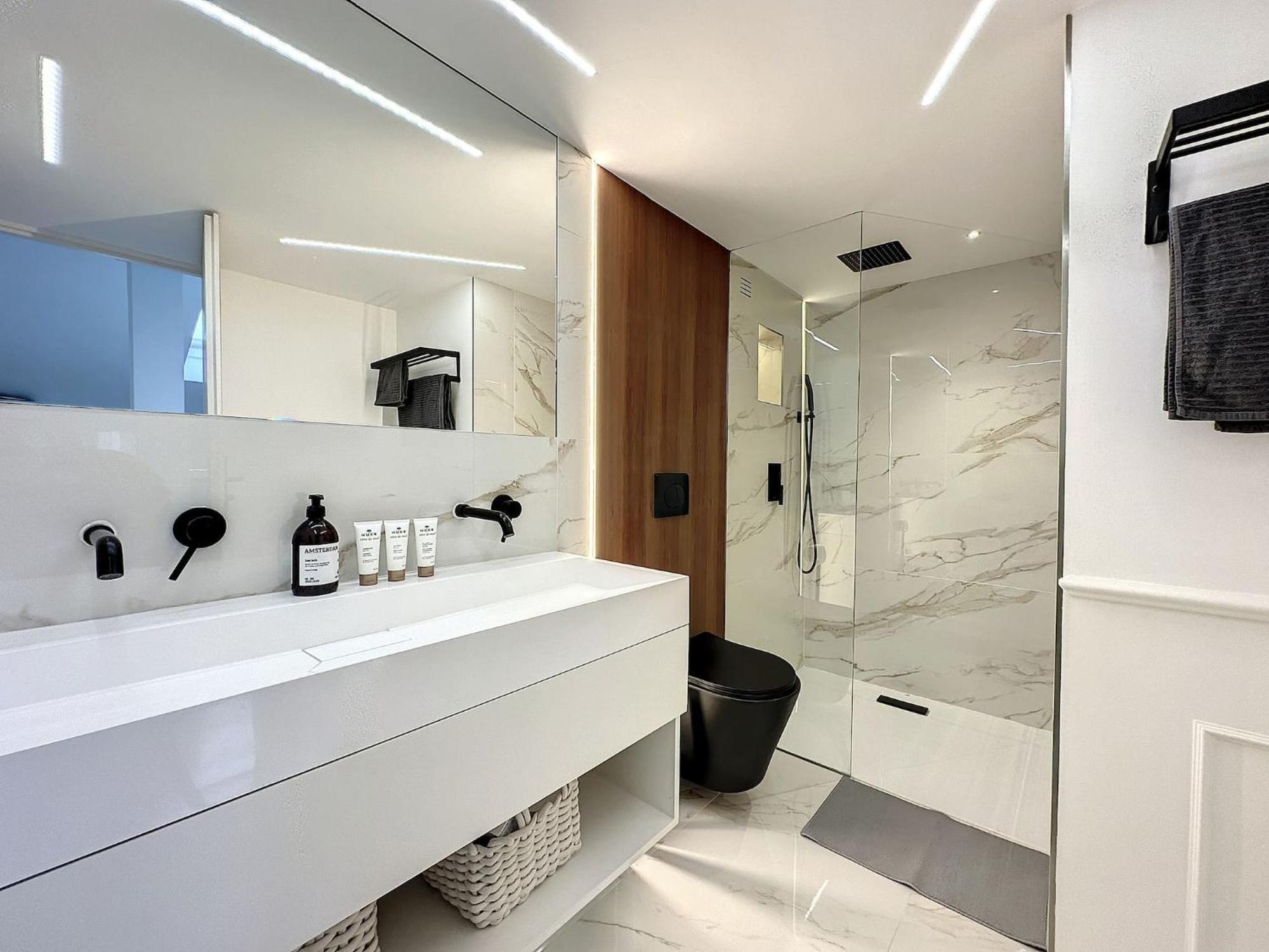 : Duplex à 5 Minutes à Pied Du Palais Des Festivals *